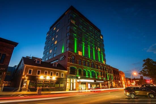 6 Day (5 night) Eastern Loop PEI Self-Guided Supported Cycle Tour hotel pei bike tour